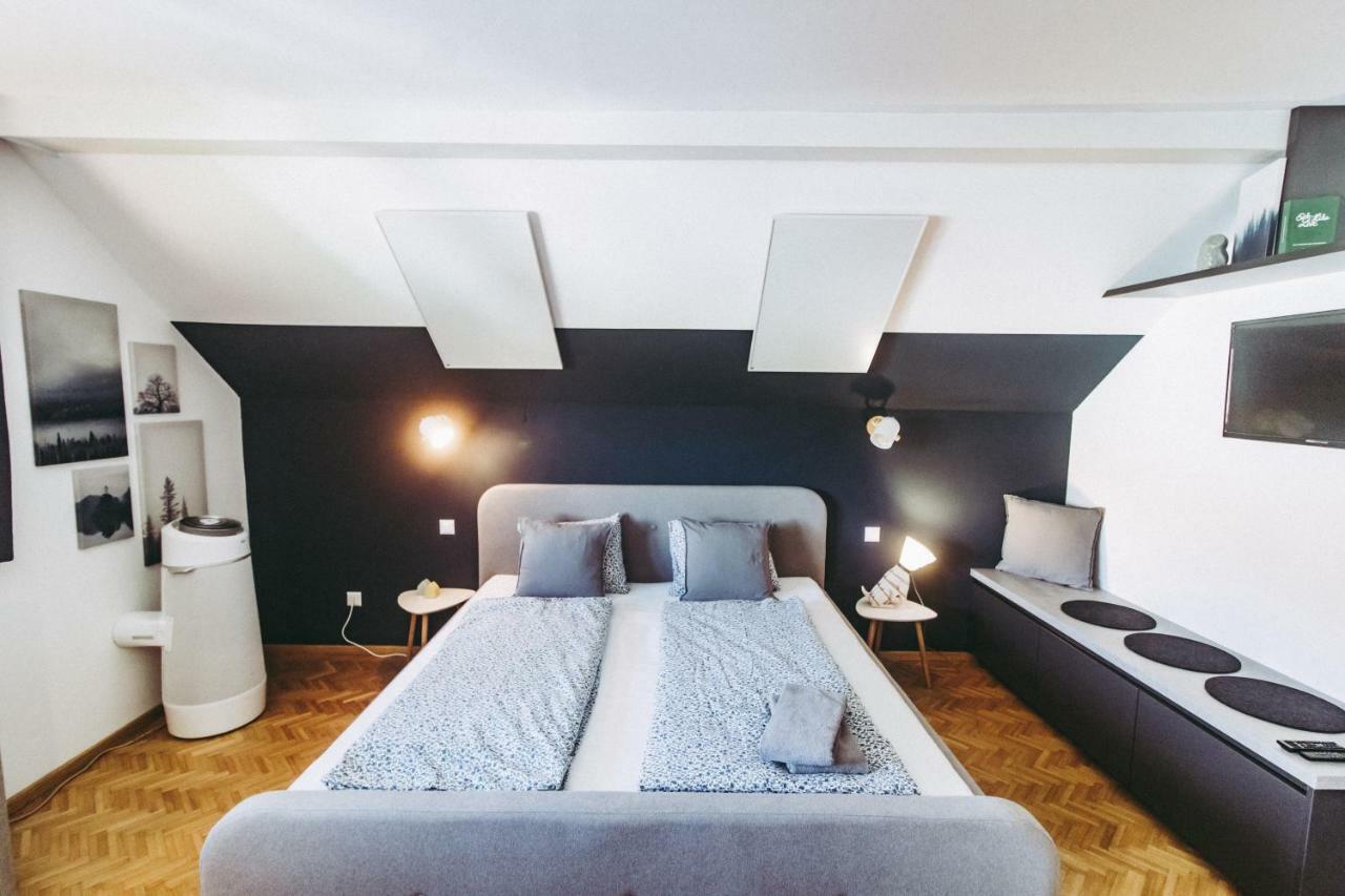 Lackenbauer Apartment Muggenau Bagian luar foto